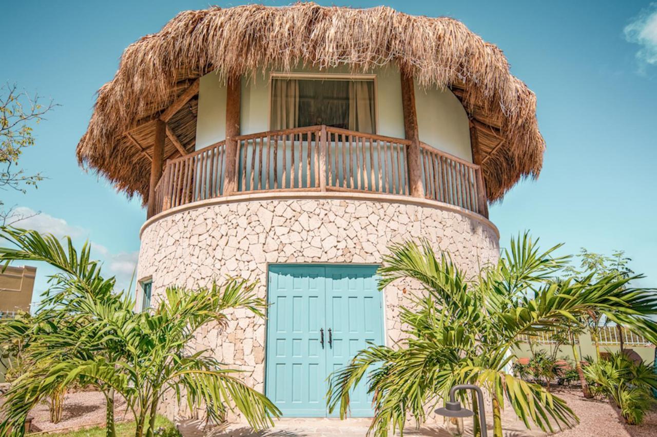 Boardwalk Boutique Hotel Aruba - Adults Only Palm Beach Exterior photo